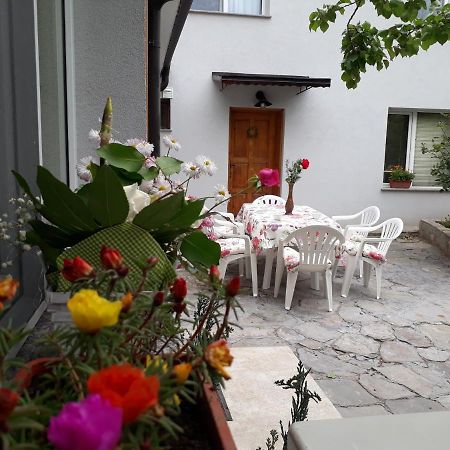 Guest House Sahat Hill Plovdiv Ngoại thất bức ảnh